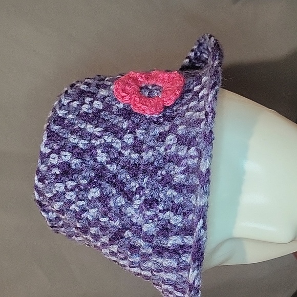 Bucket hat with flower - Picture 2 of 5